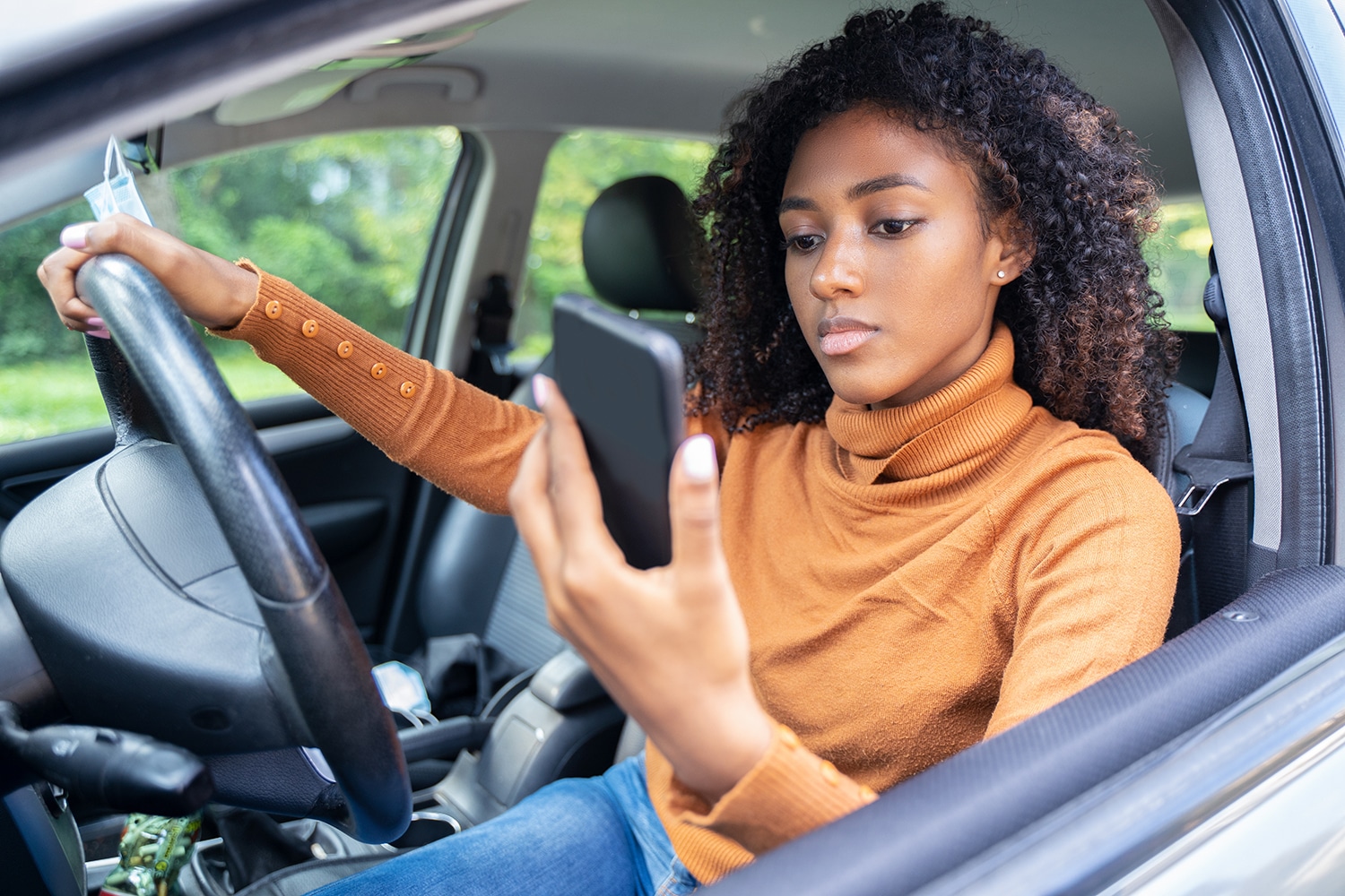 Woman pulled over to make a phone call